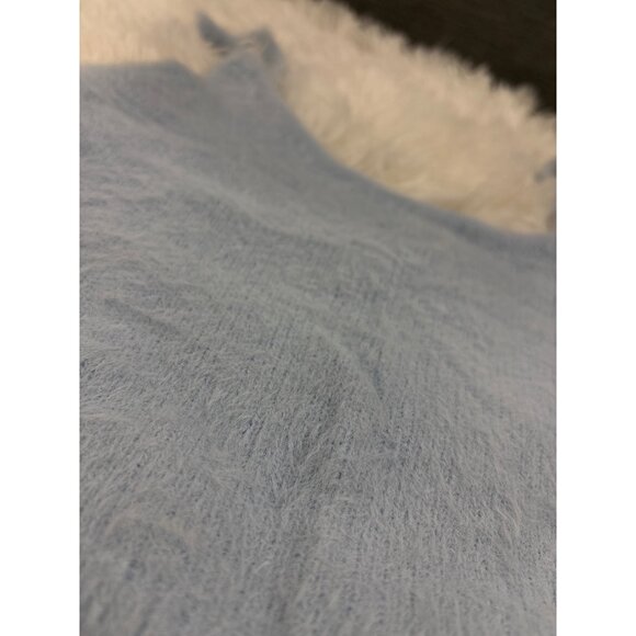 Kendall & Kylie XS Fuzzy Light Blue Tank Crop Top Nylon/Acrylic Blend - Picture 3 of 8